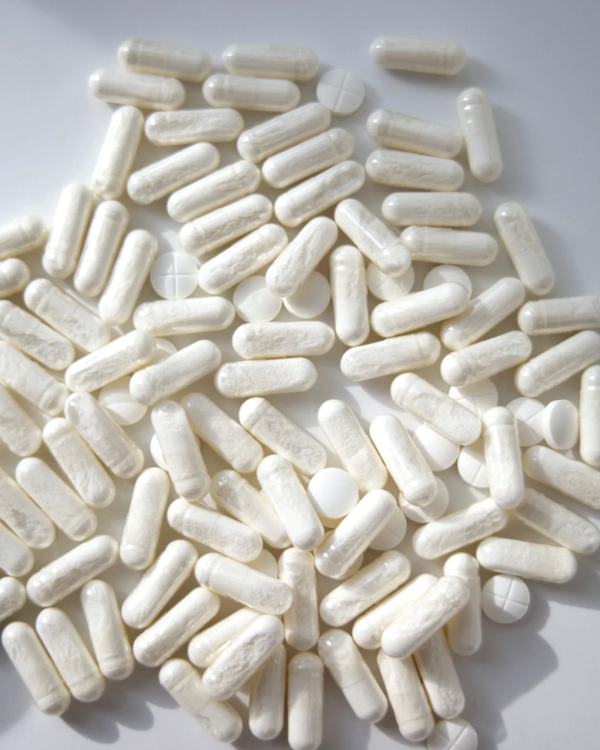 Hard capsules, illustrative still life